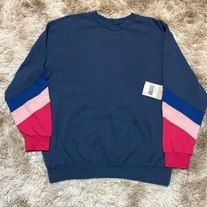 Sweatshirt NWT!